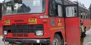 डिझेलअभावी राज्यात एसटीला ब्रेक, ऐन हंगामात एसटी प्रवाशांची नाकाबंदी होण्याचे संकेत