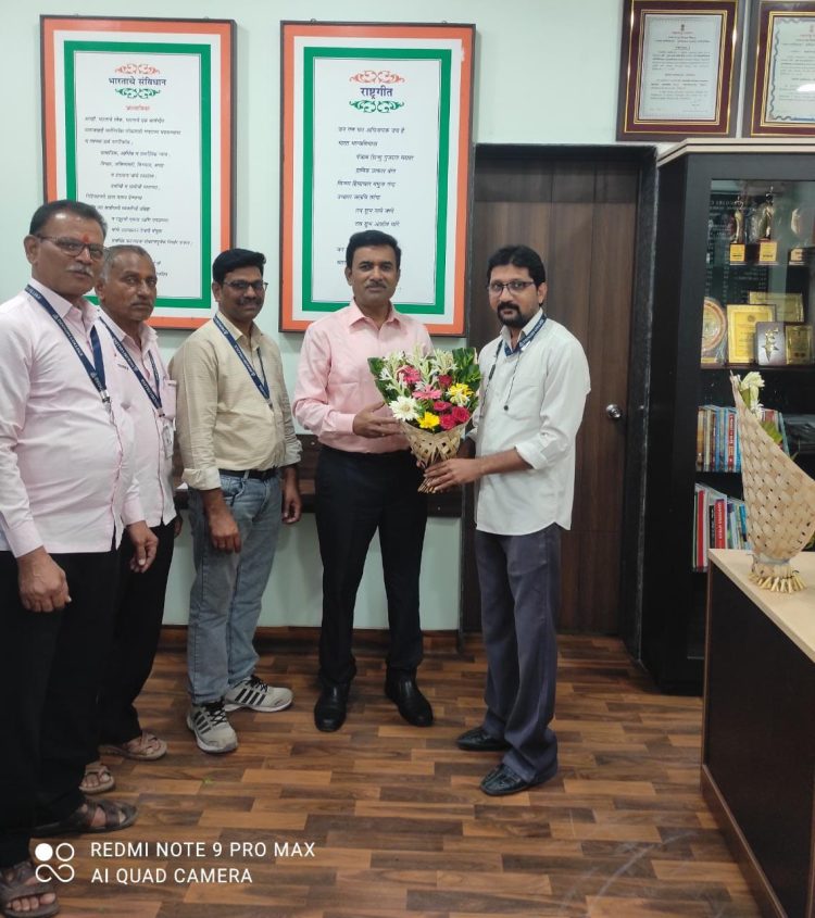 प्रोफेसर अशोक तेजनकर सरांना वाढदिवसाच्या लाख लाख शुभेच्छा