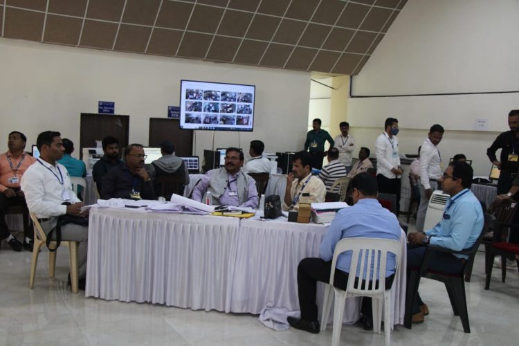 मतदान शांततेत, सुरळीतपणे आणि उत्साहाच्या वातावरणात सुरु…