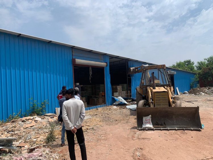 सर्व क्षेत्रिय कार्यालय अंतर्गत पिंपरी चिंचवड महानगरपालिका हद्दीमध्ये दि.२९/०४/२०२३ रोजी महापालिकेचे सर्व क्षेत्रीय कार्यालयातील अतिक्रमण विभागाने अतिक्रमण धडक कारवाई केली.