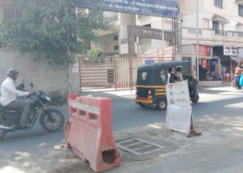 दत्तनगर जांभुळवाडी  रोडवर एका महिन्यात 3 वेळा काम