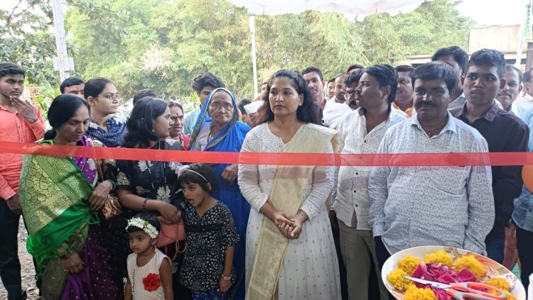 स्वराज्य शक्ती सेनेच्या बीड जिल्हा कार्यालयाचे उद्घाटन स्वराज्य शक्ति सेनेच्या राष्ट्रीय अध्यक्ष करुणा धनंजय मुंडे यांच्या शुभ हस्ते करण्यात आले