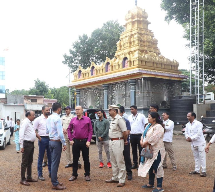 आषाढि वारी पालखी मार्गाची आयुक्त राहूल महिवाल यांनी केली पाहणी….