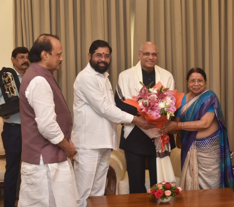 राज्याचे मावळते राज्यपाल रमेश बैस यांना आज राजभवन येथे निरोप देण्यात आला.