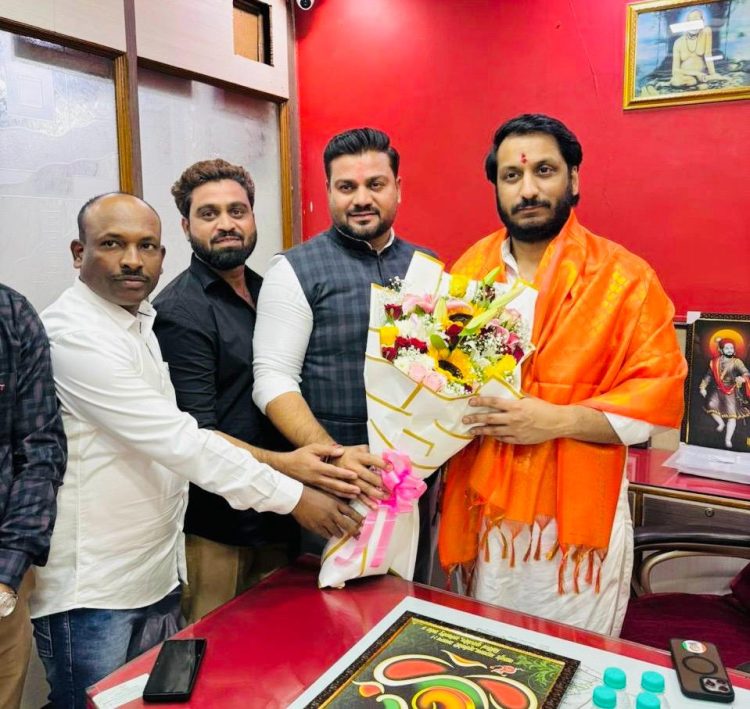 युवा नेते पार्थ पवार यांचा अण्णा बनसोडे यांच्या साठी मोट बांधण्याचा प्रयत्न