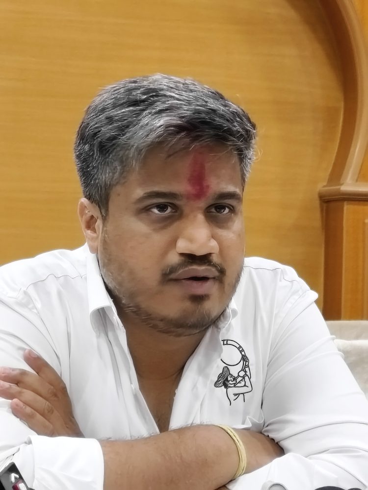 चिंचवडकर कॉन्ट्रॅक्टर पॅटर्न हद्दपार करणार ! रोहित पवार