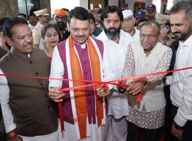 जगद्गुरू संत तुकाराम महाराज संतपीठ येथील प्रेक्षागृह व कलादालनाचे मुख्यमंत्री देवेंद्र फडणवीस यांच्या हस्ते लोकार्पण…