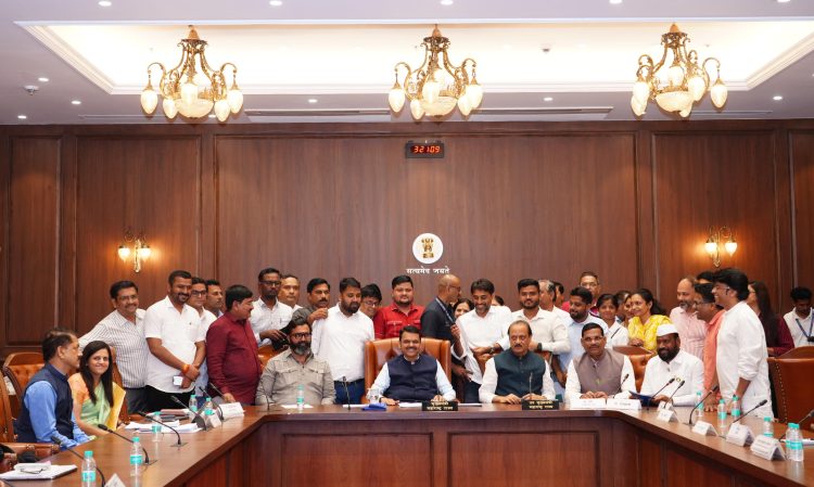 हिंजवडीच्या वाहतूक समस्येवर कायमस्वरूपी तोडगा, ३० मीटरचा पर्यायी रस्ता व नवीन मेट्रो मार्गासाठी निर्णयांची घोषणा