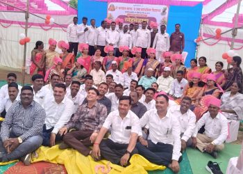 तब्बल 26 वर्षानंतर श्री भगवान विद्यालय बालमटाकळी  ता.शेवगाव येथे शालेय विद्यार्थी व विद्यार्थिनी गेट-टुगेदर या कार्यक्रमानिमित्त आले एकत्र