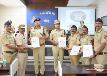 निवडणूकीत गोंधळ घालणाऱ्यांवर प्रतिबंधक कारवाई करा विशेष पोलीस महानिरीक्षक विरेंद्र मिश्र यांनी घेतला आढावा